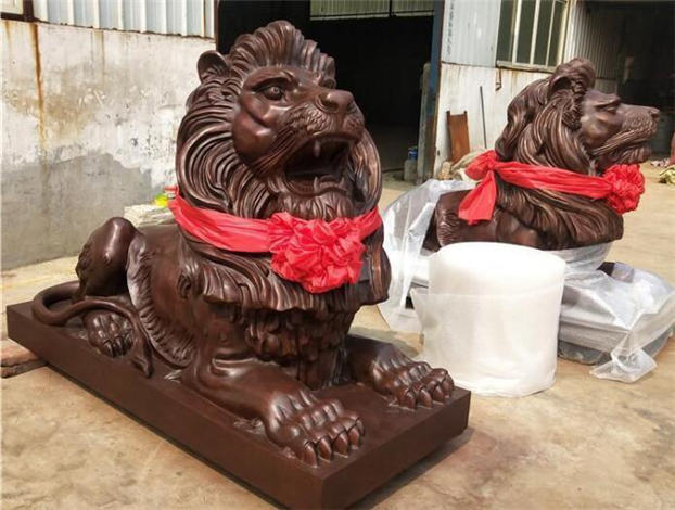 銅獅子